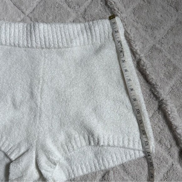 Ugg | White Finola Shorts Cozy Sherpa Bottoms | Size Extra Large - Picture 8 of 10